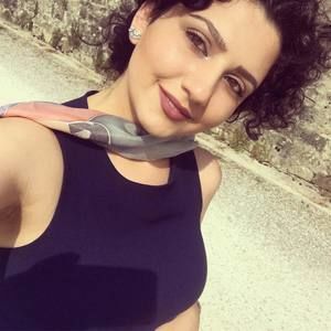 Meet your Posher, Mane